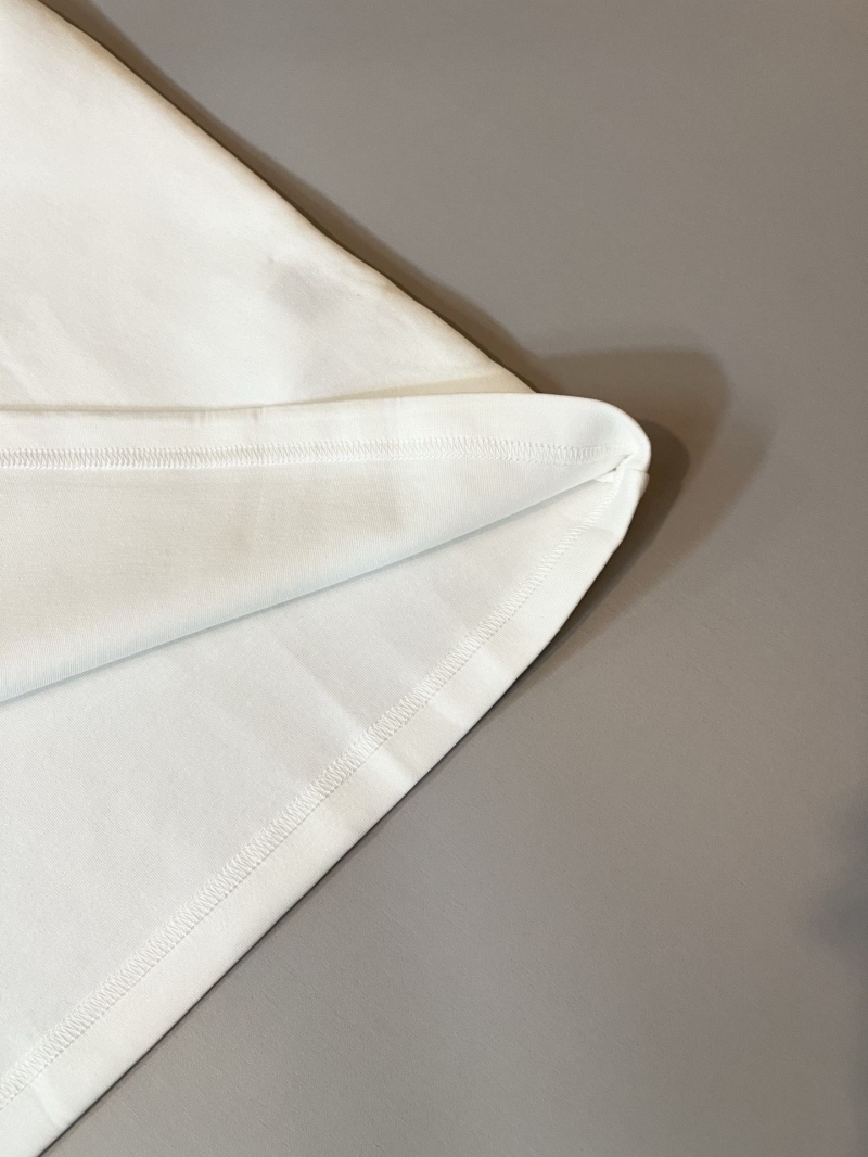 l0vis Vvtt0n t-shirt